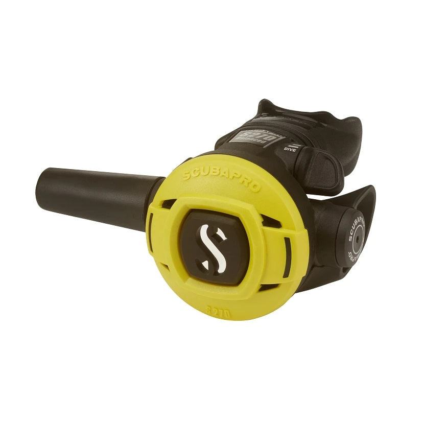 Octopus Scubapro S270 regulator for cold water diving with compact balanced design