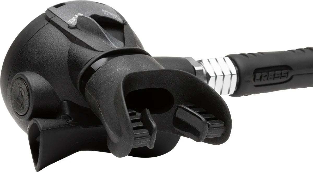 Cressi MC11 + Zen Oro + Zen Octopus SCUBA Regulator Set
